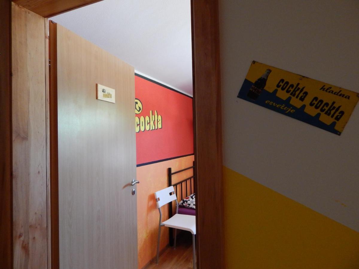 Hostel Ociski Raj โคซินา ภายนอก รูปภาพ